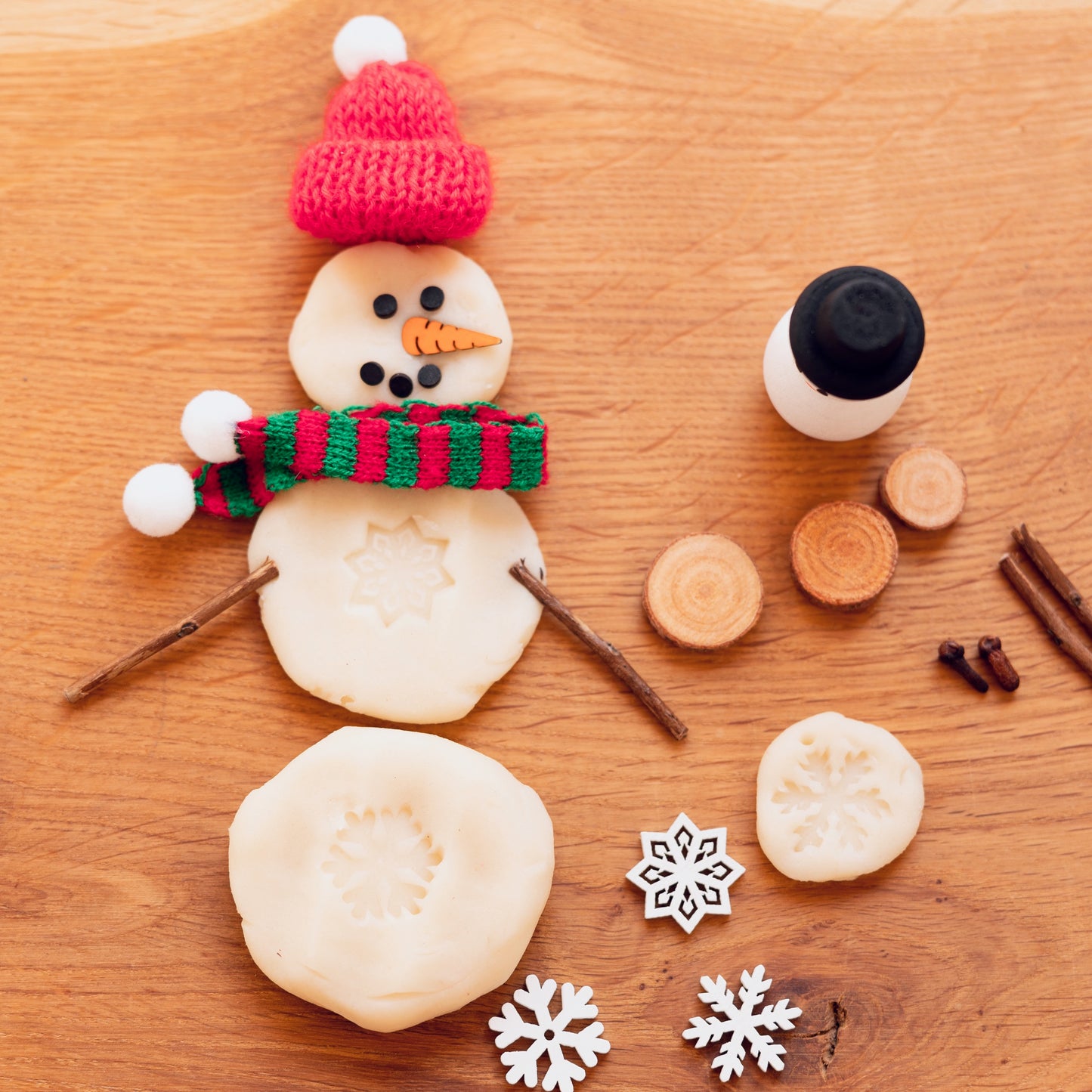 Kit de pâte à modeler "Bonhomme de neige"