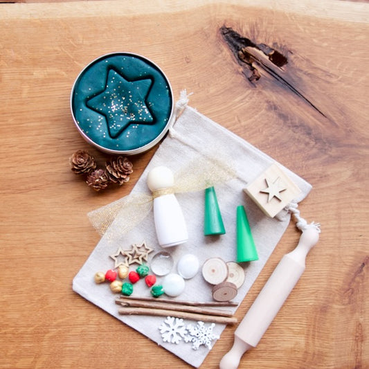 Petit kit de pâte à modeler "Ange", peint à la main