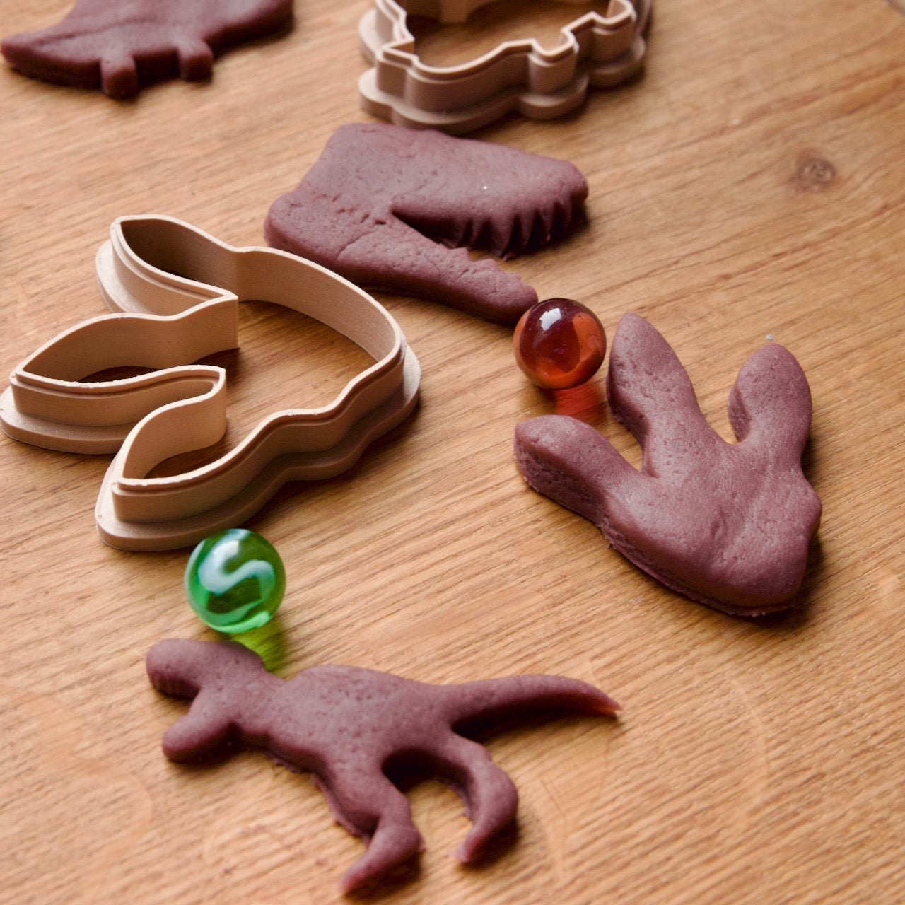 Kit de pâte à modeler "Dinosaures"
