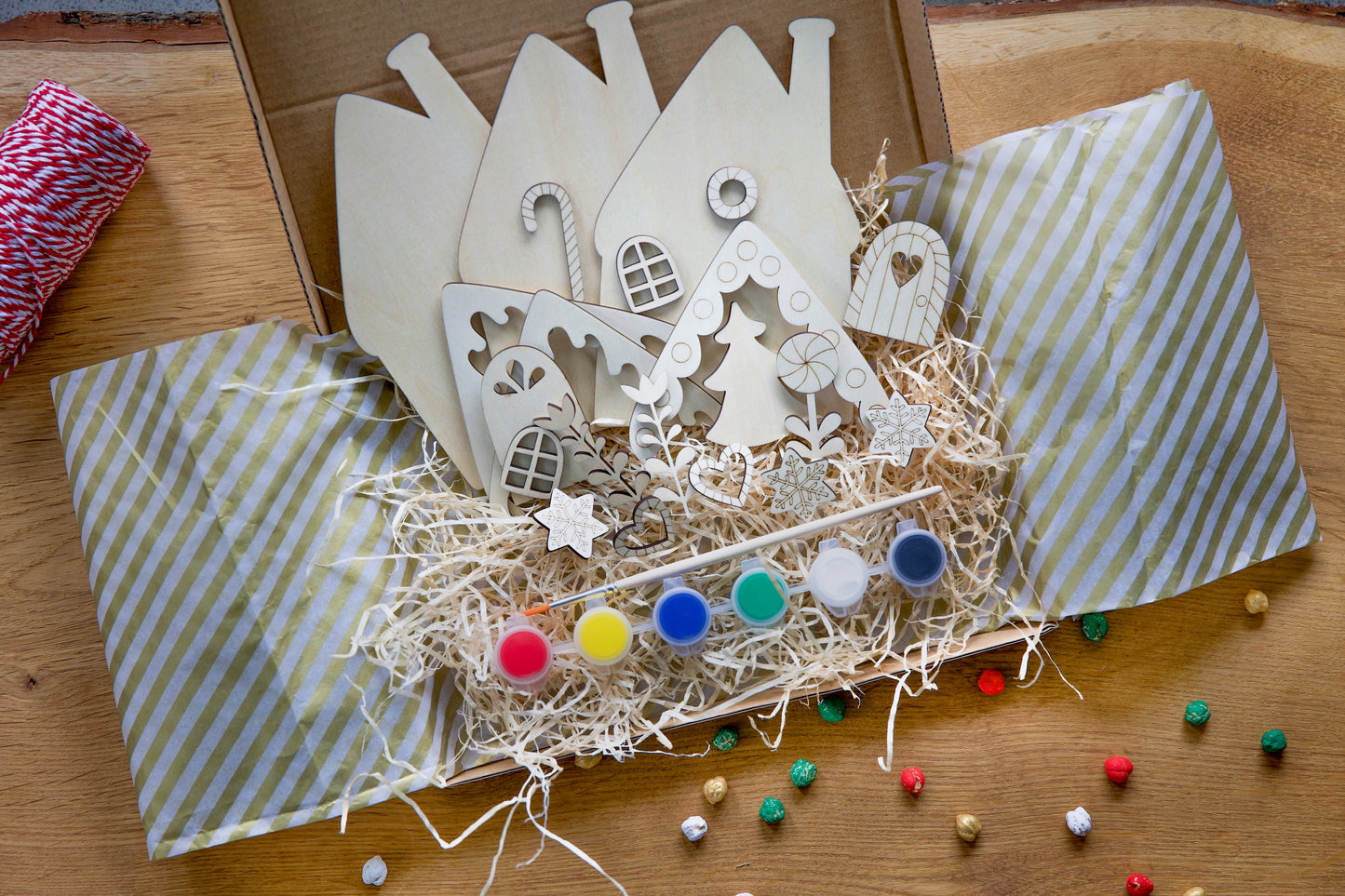 Kit de peinture "Maisons de pain d'épices"